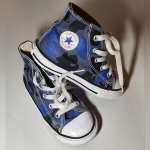 Converse Chuck Taylor All Star Classic High Top Shoe Size 7